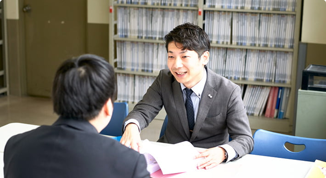 仕事の斡旋の様子